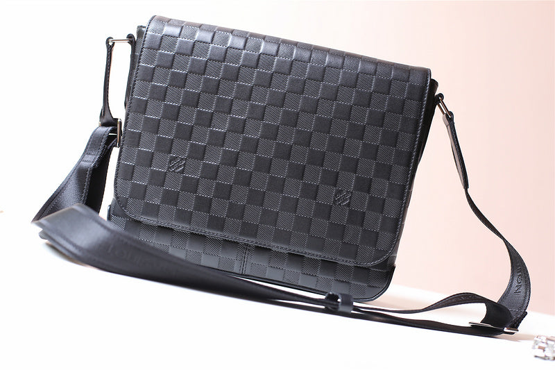 I W Fashion Lu-Vi bags - 10466