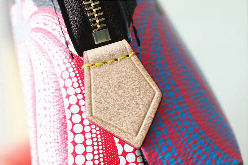 I W Fashion Lu-Vi bags - 8750