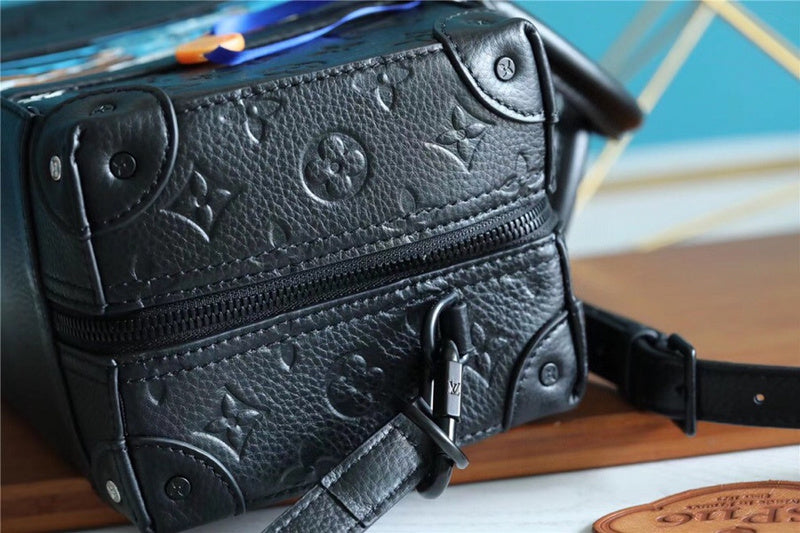 I W Fashion Lu-Vi bags - 11266
