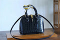 I W Fashion Lu-Vi bags - 8288