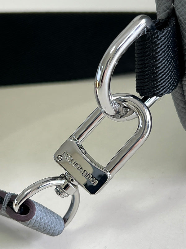 I W Fashion Lu-Vi bags - 17311