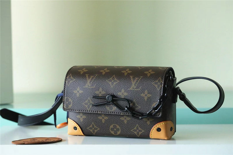 I W Fashion Lu-Vi bags - 9922