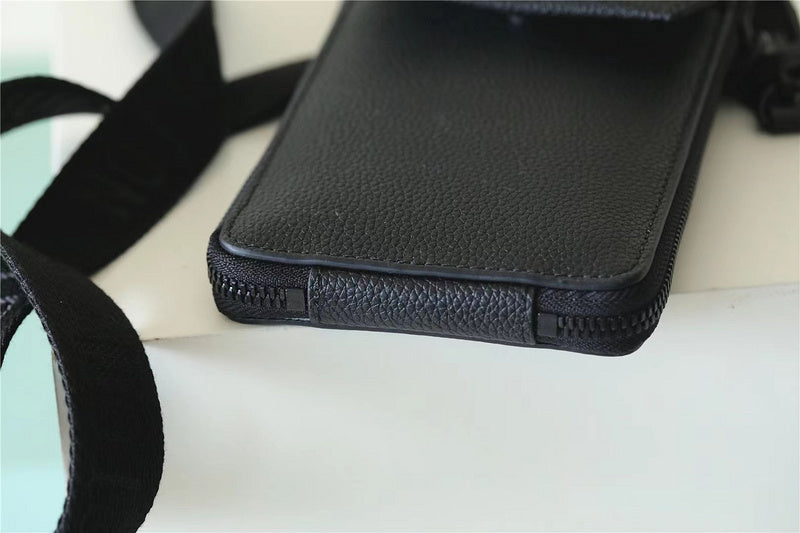 I W Fashion Lu-Vi bags - 9976