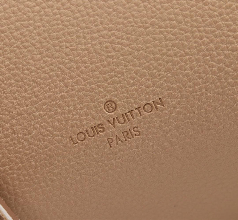 I W Fashion Lu-Vi bags - 17865