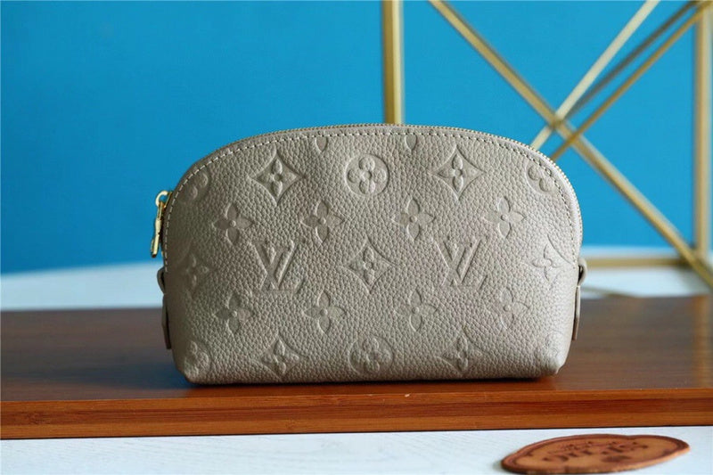 I W Fashion Lu-Vi bags - 8910