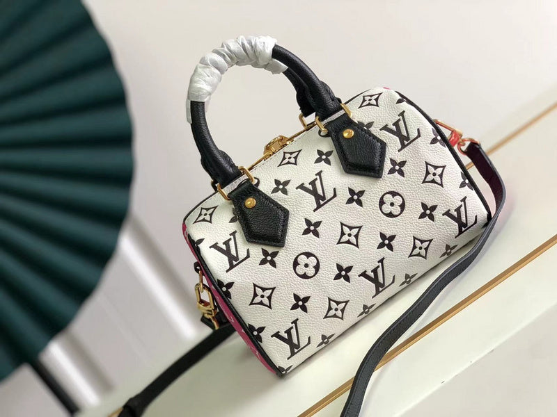 I W Fashion Lu-Vi Bags - 16774