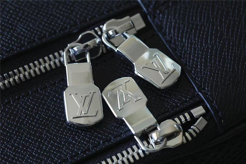 I W Fashion Lu-Vi bags - 9596
