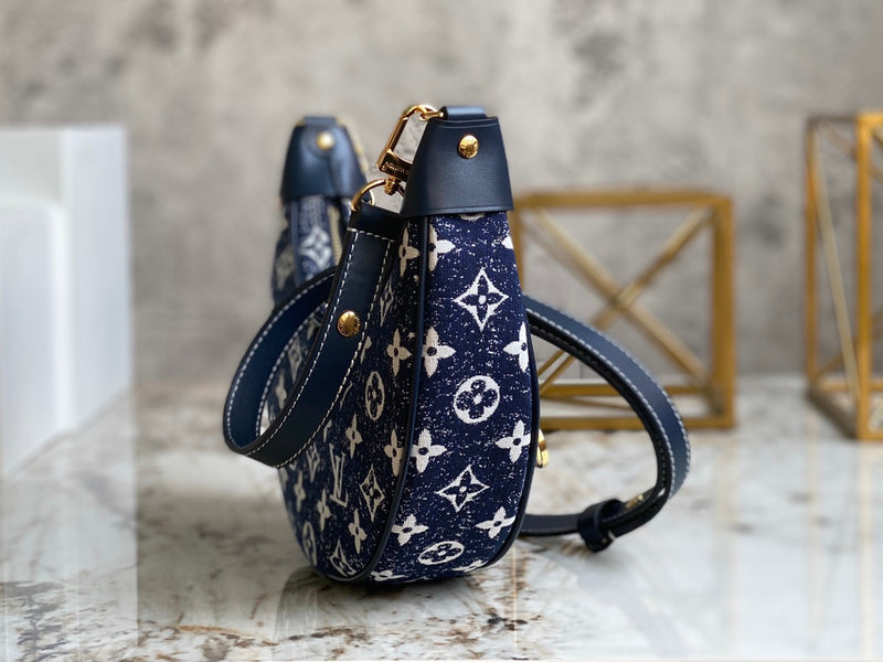 I W Fashion Lu-Vi bags - 17181