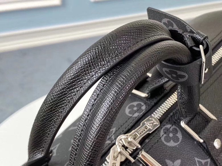 I W Fashion Lu-Vi bags - 17779