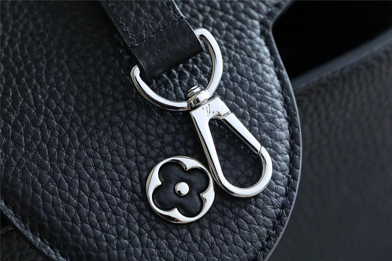 I W Fashion Lu-Vi bags - 8361