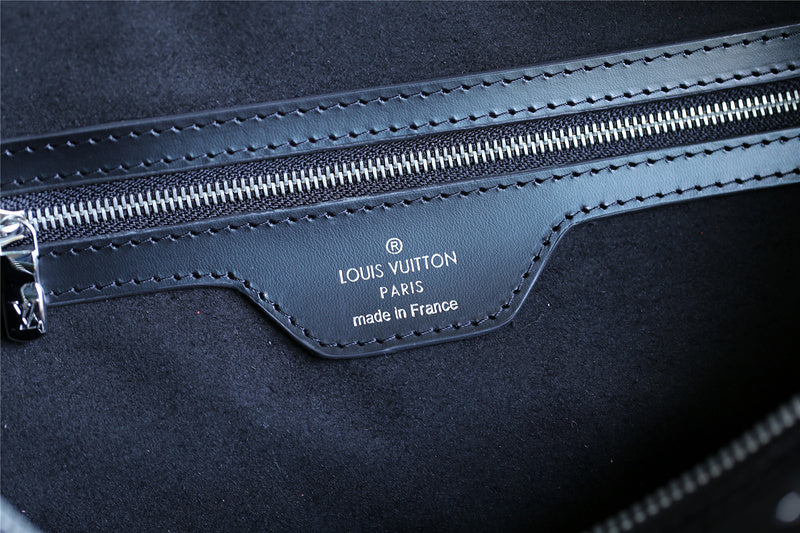 I W Fashion Lu-Vi bags - 9468
