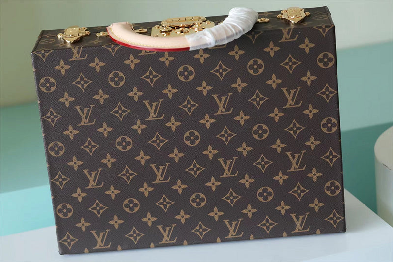 I W Fashion Lu-Vi bags - 9503