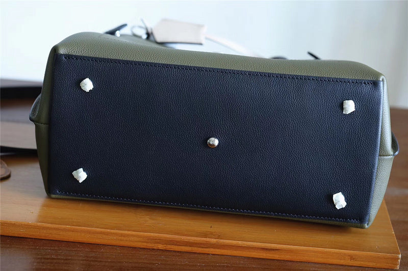 I W Fashion Lu-Vi bags - 8239